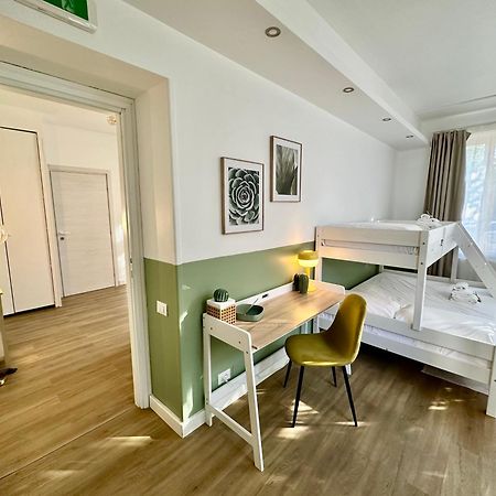 Casa Happya - Metro A - Central Рим Екстериор снимка