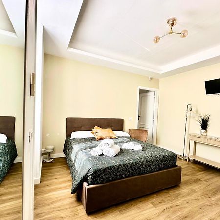 Casa Happya - Metro A - Central Рим Екстериор снимка